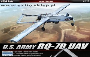 ACADEMY 12117 - 1:35 U.S. Army RQ-7B UAV Shadow Drone w/ 2 figures