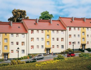 AUHAGEN 11402 H0 - Multi-family house