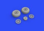 EDUARD 648505 - 1:48 P-51D wheels block tread