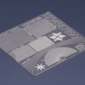 BORDER BD0012 - Mask Cutting Mat (Lines Geometry)