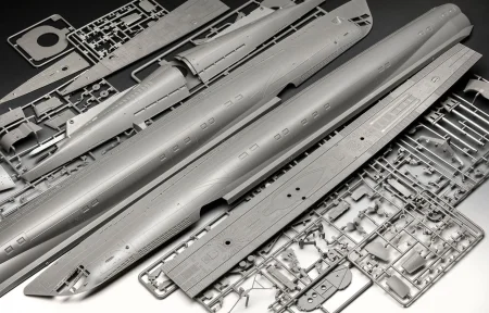REVELL-05166 (6).jpg