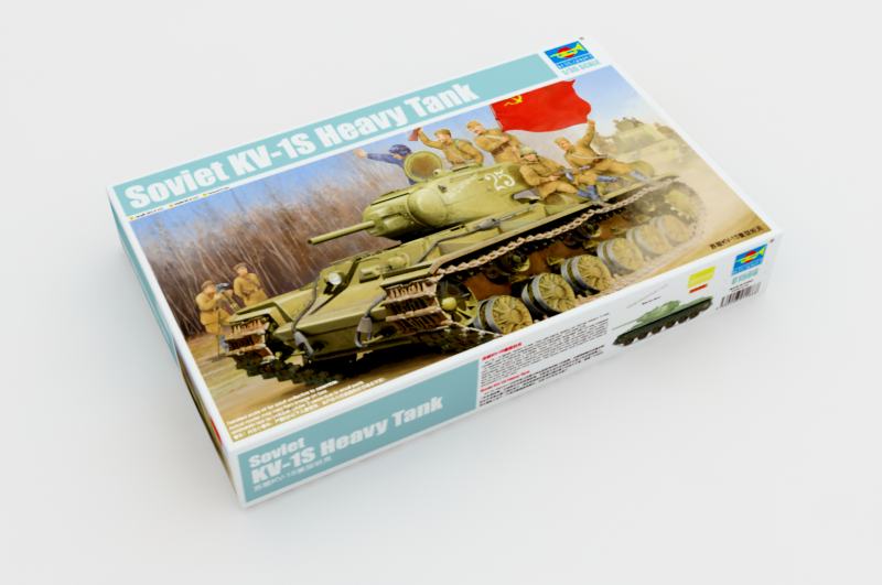 Go to product TRUMPETER 01566 - 1:35 Soviet KV-1S Heavy Tank
