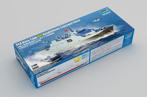 Go to product TRUMPETER 06726 - 1:700 PLA Navy Type 071 Amphibious Transport Dock