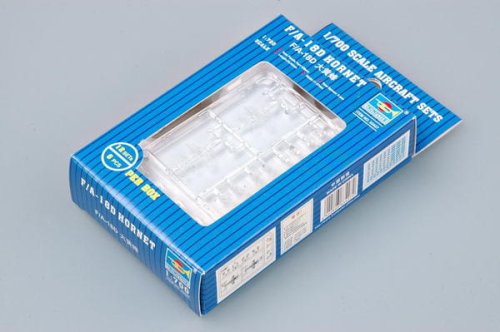 Go to product TRUMPETER 03427 - 1:700 F/A -18D Hornet