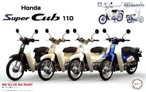 FUJIMI 141824 - 1:12 Next-1 EX-2 Honda Super Cub 110 (Classical White)