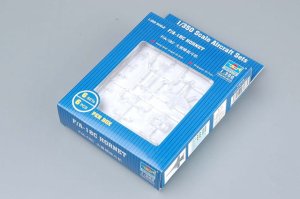 TRUMPETER 06233 - 1:350 F/A-18C Hornet