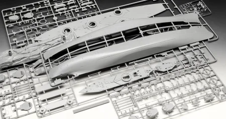 REVELL-05171 (4).jpg