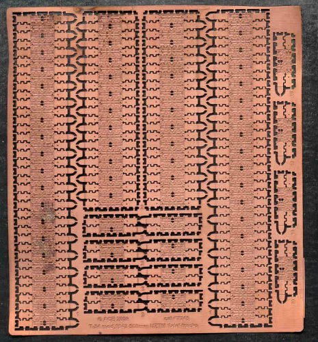Go to product ACE PE7245 - 1:72 T-34 (1943) 500mm UZTM tracks