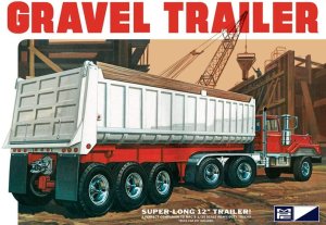 MPC 823 - 1:25 Gravel Trailer 3 Axle