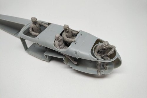 Go to product COPPER STATE MODELS CSM F32022 - 1:32 AEG G.IV Bomber German Crew