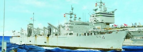 Go to product TRUMPETER 05786 - 1:700 AOE Fast Combat Support Ship - USS Detroit (AOE-4)