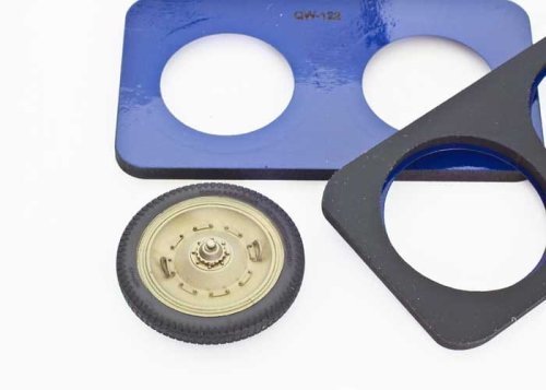 Go to product QUICKWHEEL QW-122 - 1:35 German 7.62cm Pak 36(r) - Bronco