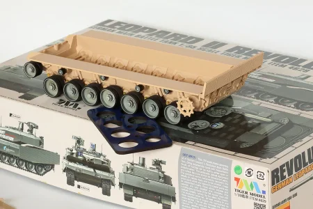 1-35-QUICKWHEEL-QW-194-Leopard-II-Tiger-Model-a.jpg