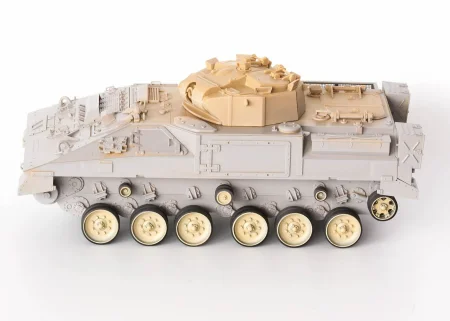 1-35-QUICKWHEEL-QW-153-Warrior-MCV-Academy-13201 a.jpg