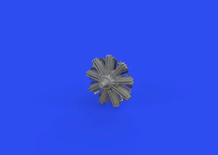 648677_02.jpg