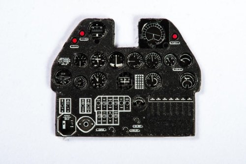 Go to product YAHU YMA4814 - 1:48 Curtiss P-40 E/K - Instrument Panel