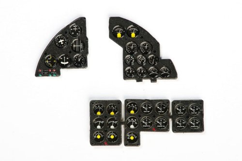 Go to product YAHU YMA4833 - 1:48 Petlakov Pe-2 - Instrument Panel