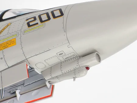 TAMIYA-61122-Grumman-F-14A-Tomcat (6).jpg