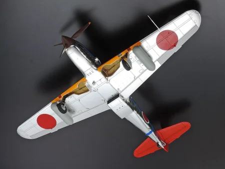 TAMIYA-25424-Kawasaki Ki-61-Id Hien (5).jpg