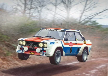 ITALERI-3621-Fiat 131 Abarth (4).jpeg
