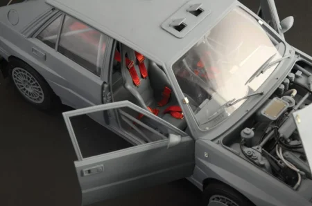 ITALERI-4709-Lancia-Delta-HF-integrale (7).jpeg