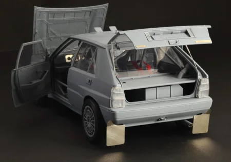 ITALERI-4709-Lancia-Delta-HF-integrale (16).jpeg