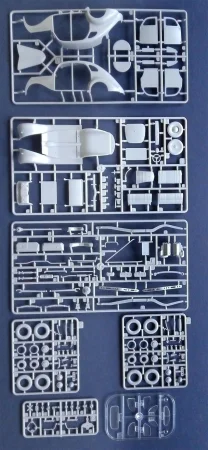 roden-817-ford-V8 (5).jpg