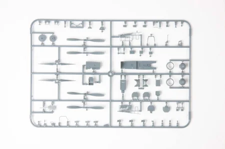 eduard-11161-P-51 (10).jpg