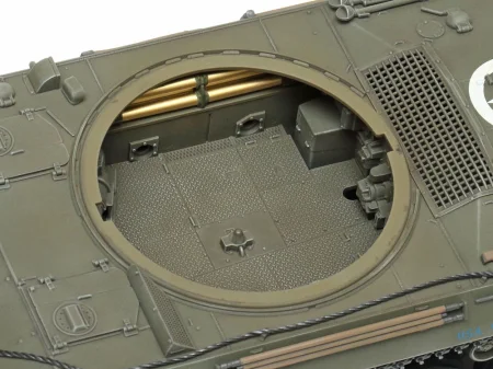 Tamiya-35376-m18-hellcat (12).jpg