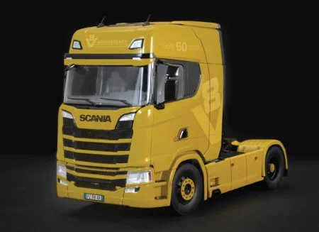 italeri-3927-scania-s730 (10).jpeg