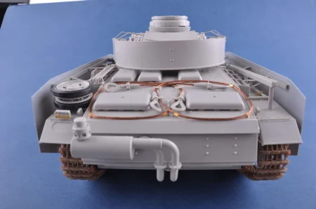 heller-30321-pzIII (16).jpg