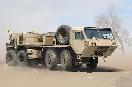 Trumpeter 01083-M984A2-HEMTT (4).jpg