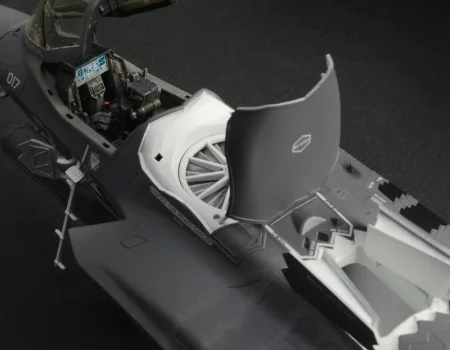 italeri-2810-f-35 (6).jpeg