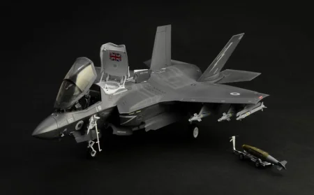italeri-2810-f-35 (12).jpeg