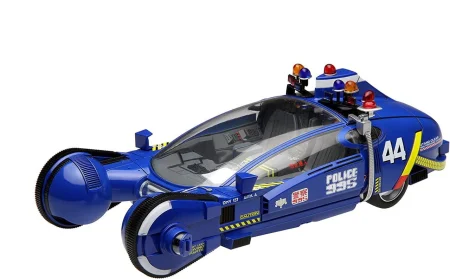 Fujimi-091327-Blade-Runner Spinner (2).jpg