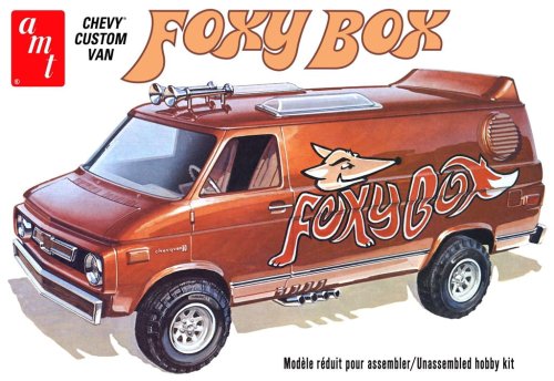 Go to product AMT 1265 - 1:25 1975 Chevy Van Foxy Box