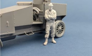 Copper State Models CSM F35033 - 1:35 French Marine Armoured Car Standing Crewman
