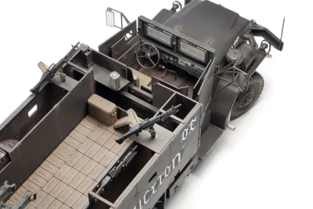 AFVClub-35327-M54A2-Guntruck-Vietnam (9).jpg
