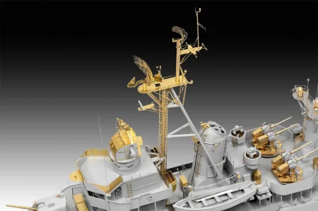 Revell-05179 (5).jpg