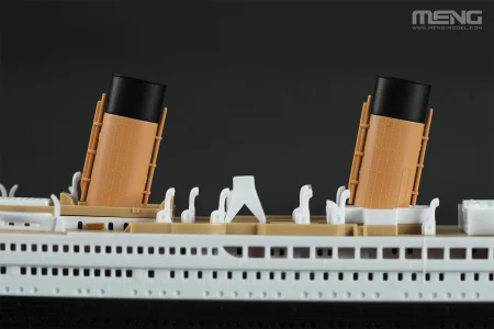 Meng-Model-PS008-Titanic (9).jpg