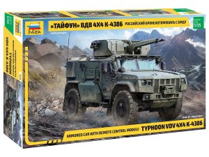 Zvezda 3648 - 1:35 Typhoon VDV 4X4 K-4386 Armored Car With Remote Control Module