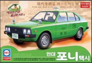 Academy 15140 - 1:24 Hyundai Pony Taxi with figure