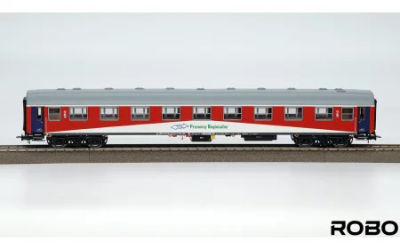 robo-212840-wagon-osobowy-przewozy-regionalne-malboro-2-kl-stacja-leszno-2.jpg