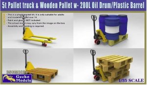 Gecko Models 35GM0034 - 1:35 5t Pallet Truck & Wooden Pallet w-200L Oil Drum/Plastic Barrel