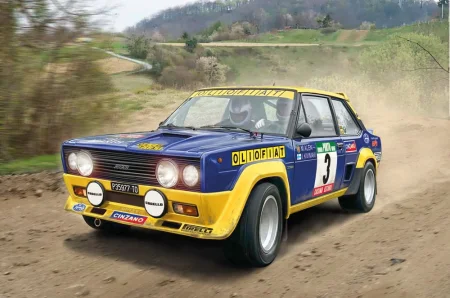 Italeri-3667-FIAT-131-Abarth (1).jpg