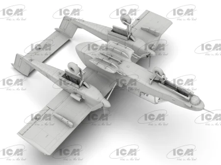icm-72186-bronco (9).jpg