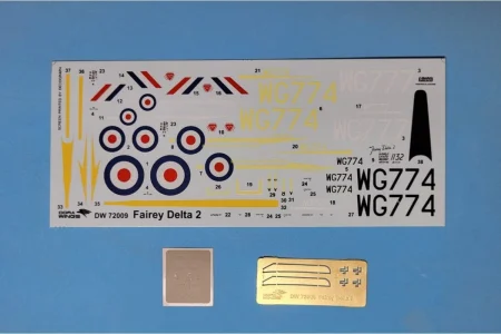 Dora-Wings-DW-72009-Fairey-Delta (5).jpg