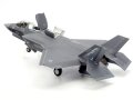 Tamiya-61125-F-35B-Lightning II (4).jpg
