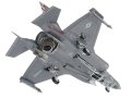 Tamiya-61125-F-35B-Lightning II (7).jpg