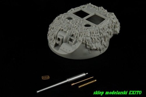 Go to product PANZERART 35220 - 1:35 Staghound AC turret with Hessian net